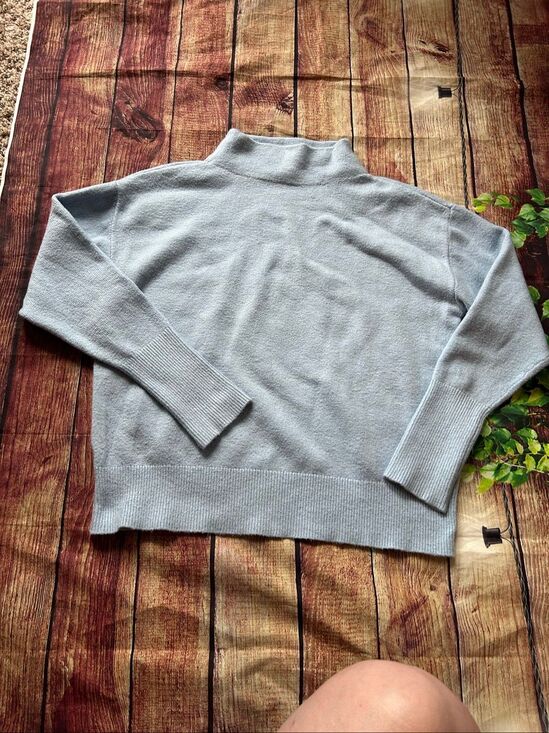 Ann Taylor Sweaters - Ann Taylor Baby Blue Mockneck Sweater Size M